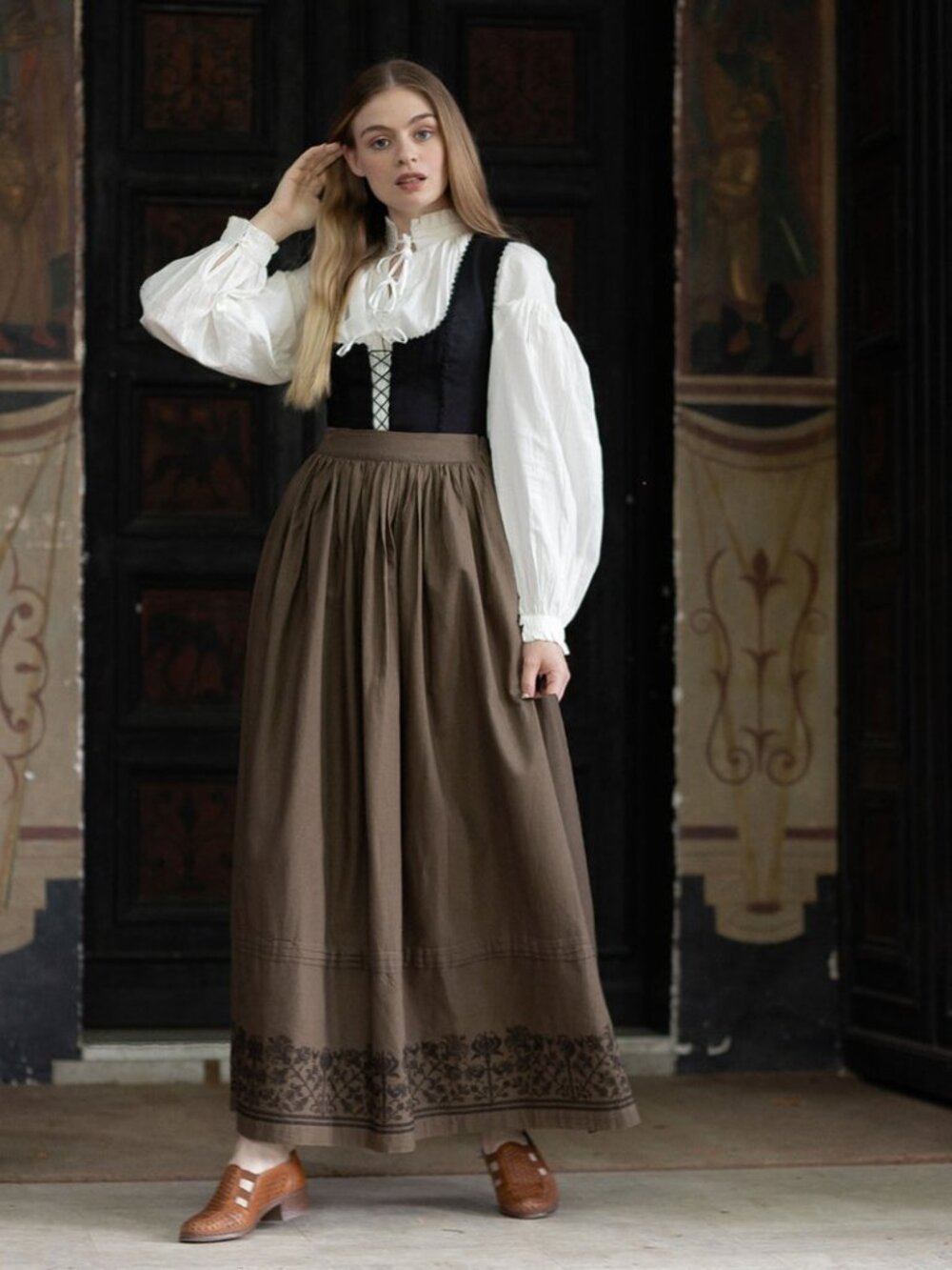 Voriagh mivilud skirt